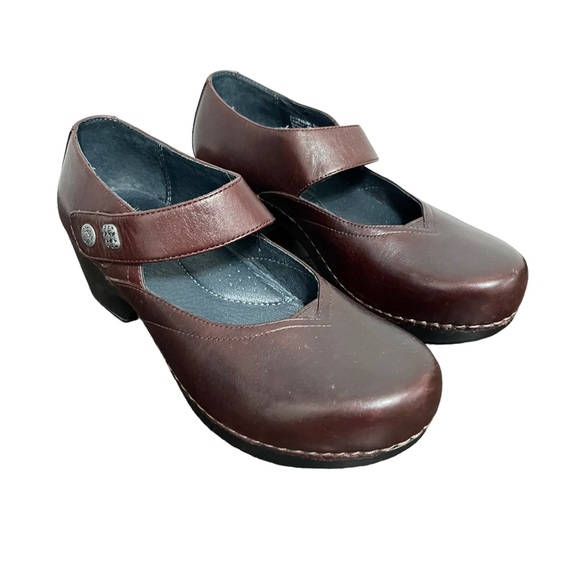 Dansko Tandy Low Heel Clogs Leather Maroon Mary Jane Comfort Womens Euro 39 - Picture 1 of 9